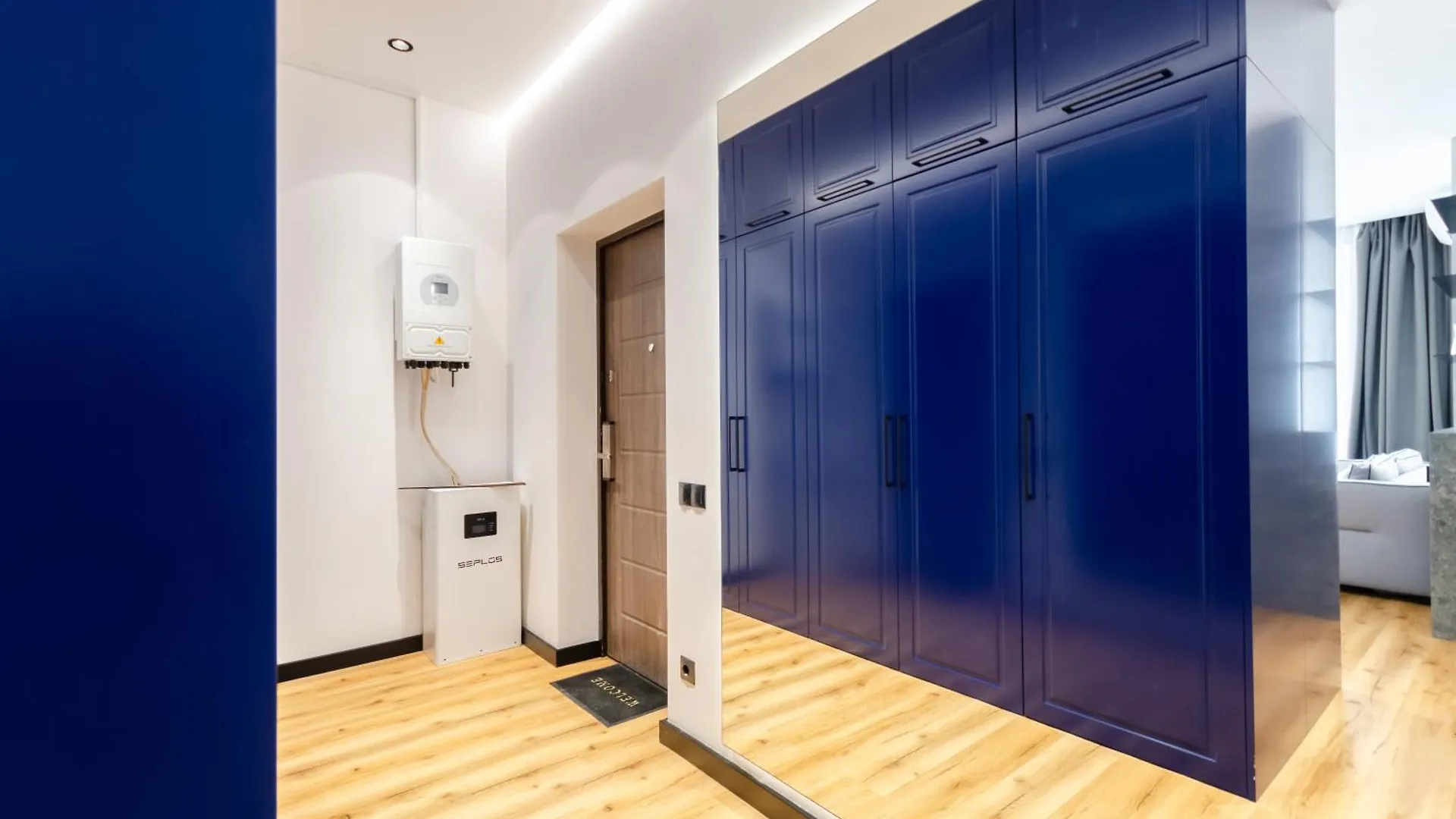 Petrovdom Apartments 4-99 In Rc Yaroslaviv Grad, Bulvarno-Kudriavska 17B キエフ